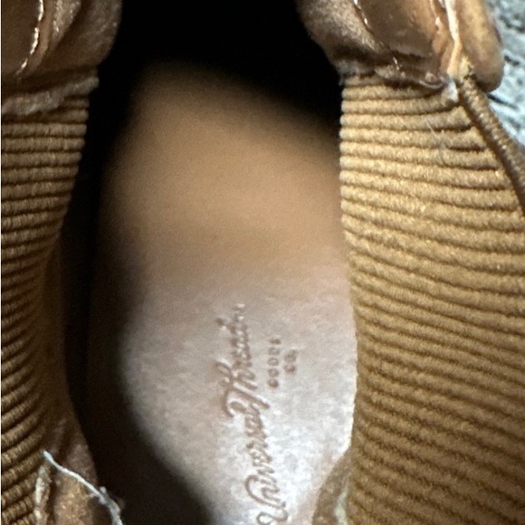 Universal Thread Linda Wedge Cognac size 7.5 Suede Wedge Tan Slip On - Picture 10 of 10